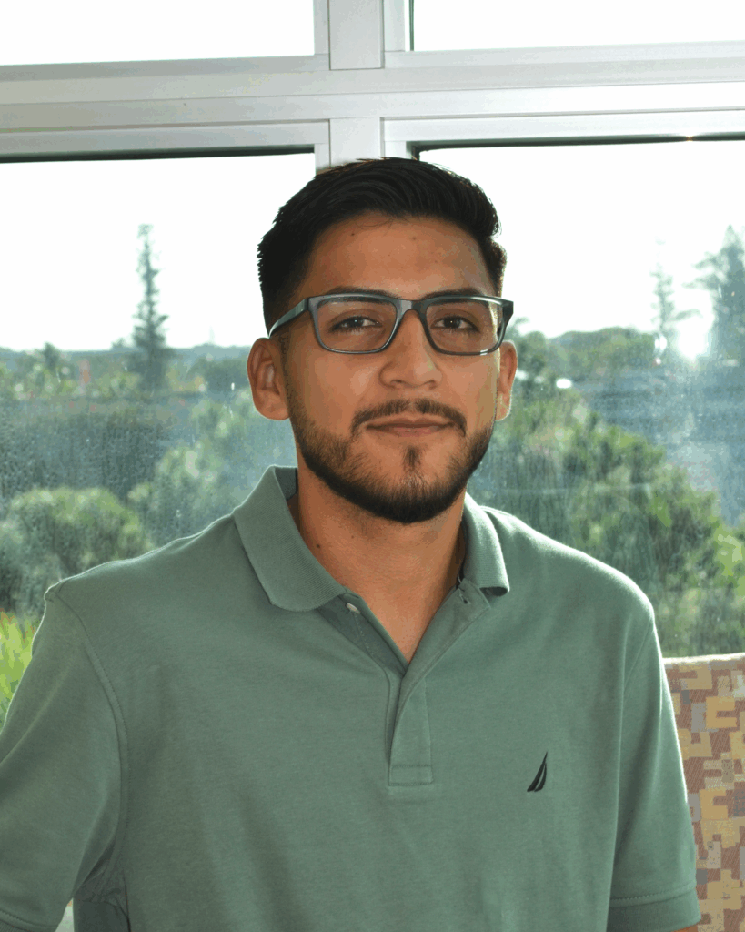 2025_4_4_Buenanuevavila, Ezequiel Headshot 1